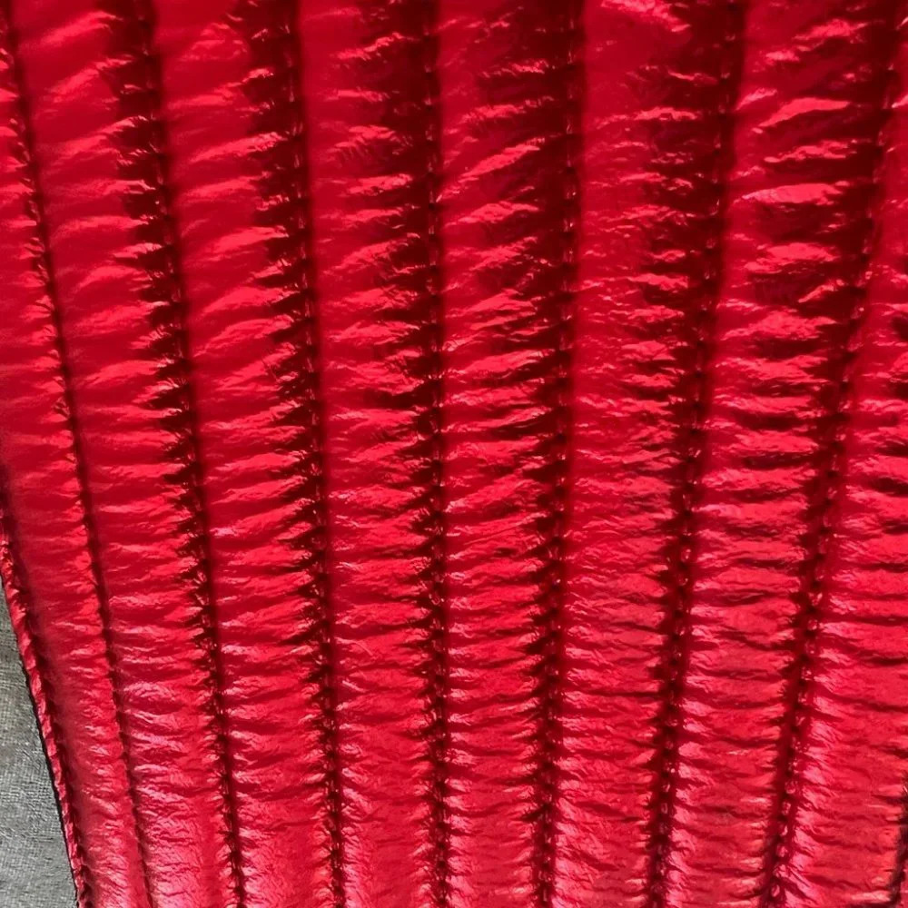 Rudsak bag pouch quilted metallic red shiny black Canadian heritage makeup purse - Picture 10 of 11